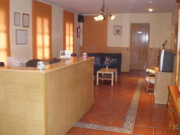 Hostal Emilio Barajas Madri Exterior foto